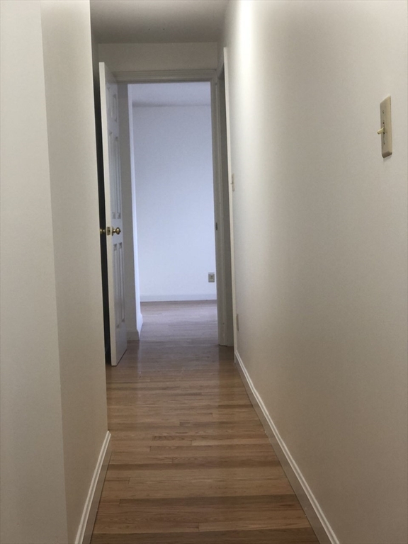5 bed, 2 bath apartment for rent at 14 Mansfield St Unit 14, Lower Allston — photo 11 of 13