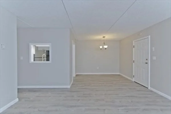 2 bed, 2 bath apartment for rent at 14 Maple Crest Cir Unit I, Holyoke — photo 10 of 12