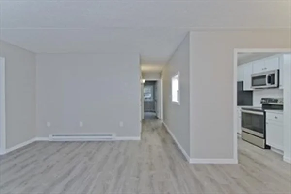 2 bed, 2 bath apartment for rent at 14 Maple Crest Cir Unit I, Holyoke — photo 9 of 12