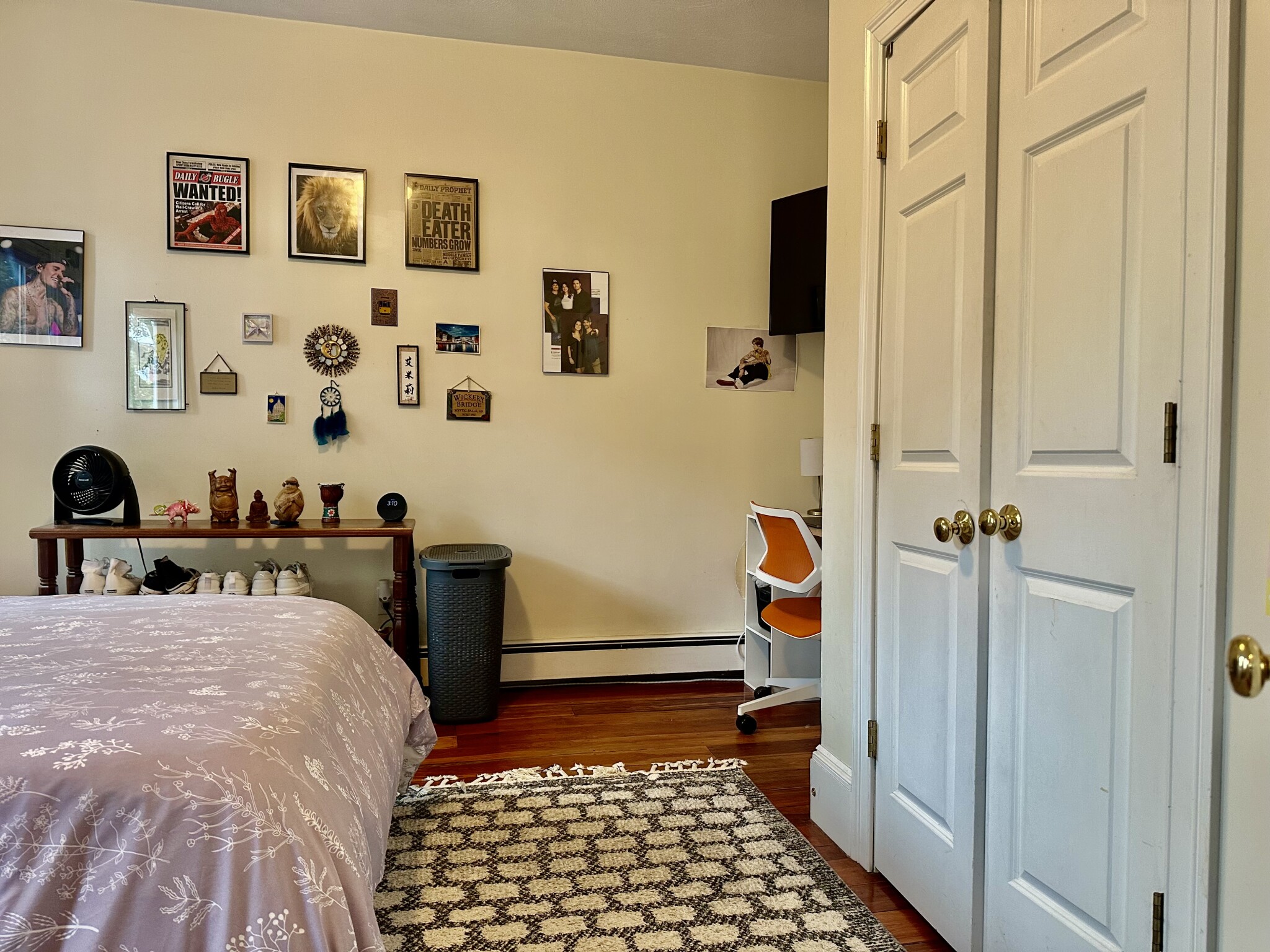 3 bed, 1 bath apartment for rent at 14 Marcella St Unit 2, Wellington-Harrington — photo 5 of 23
