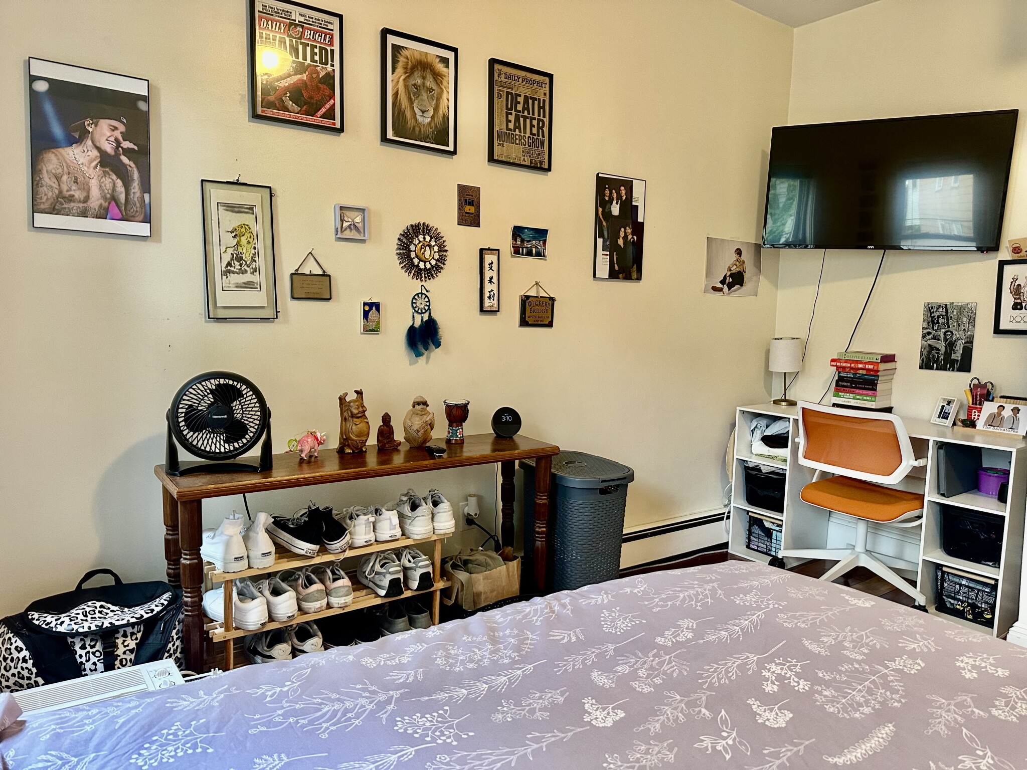 3 bed, 1 bath apartment for rent at 14 Marcella St Unit 2, Wellington-Harrington — photo 6 of 23