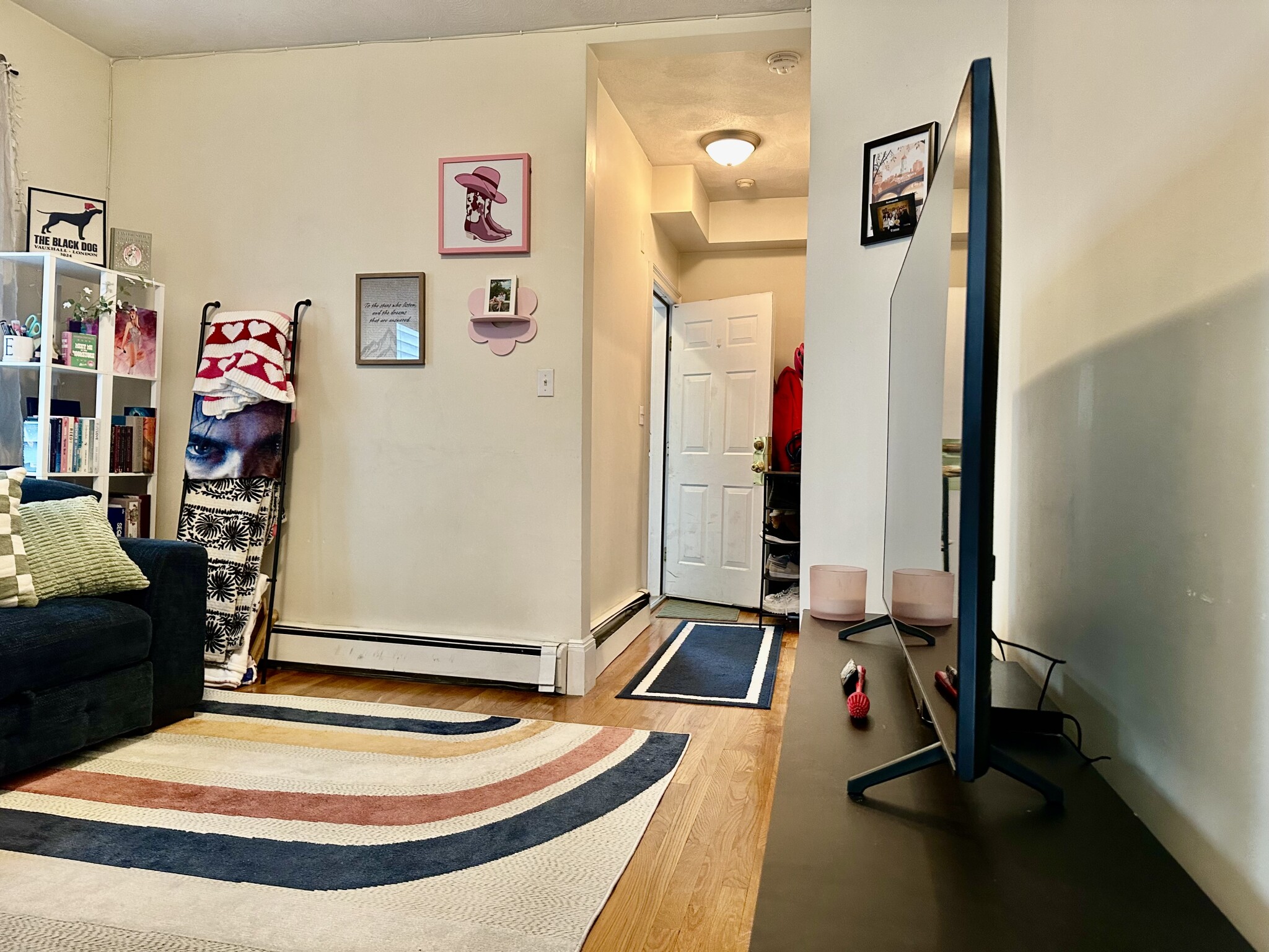3 bed, 1 bath apartment for rent at 14 Marcella St Unit 2, Wellington-Harrington — photo 10 of 23