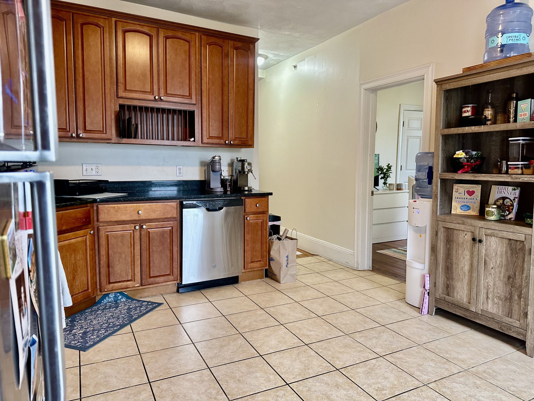 3 bed, 1 bath apartment for rent at 14 Marcella St Unit 2, Wellington-Harrington — photo 15 of 23