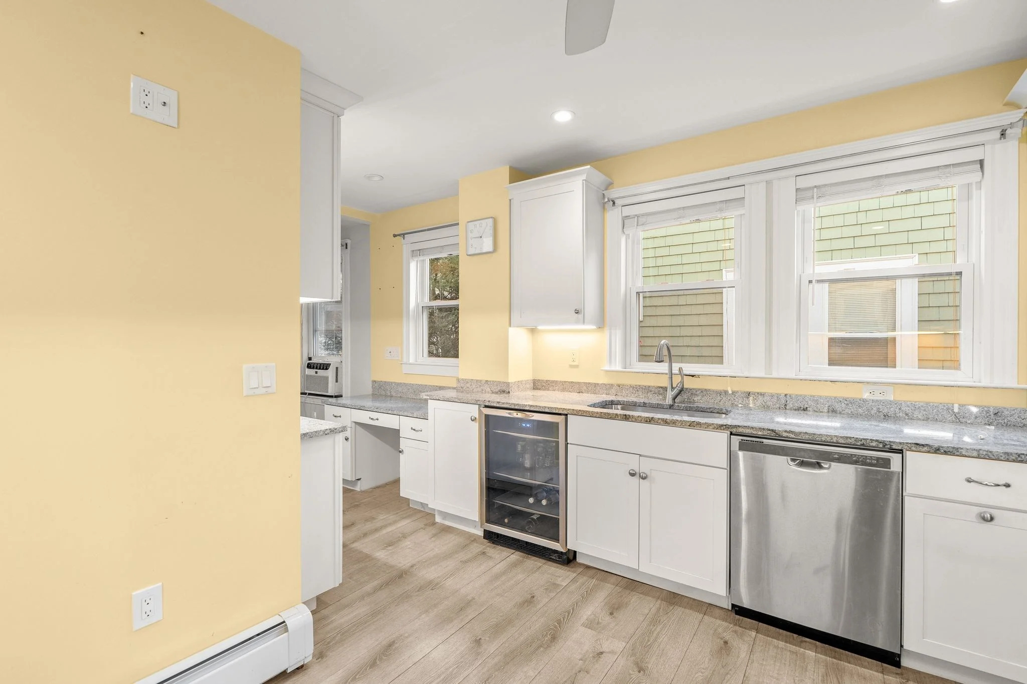 2 bed, 1 bath apartment for rent at 14 Marine Rd Unit 1, South Boston — photo 17 of 34