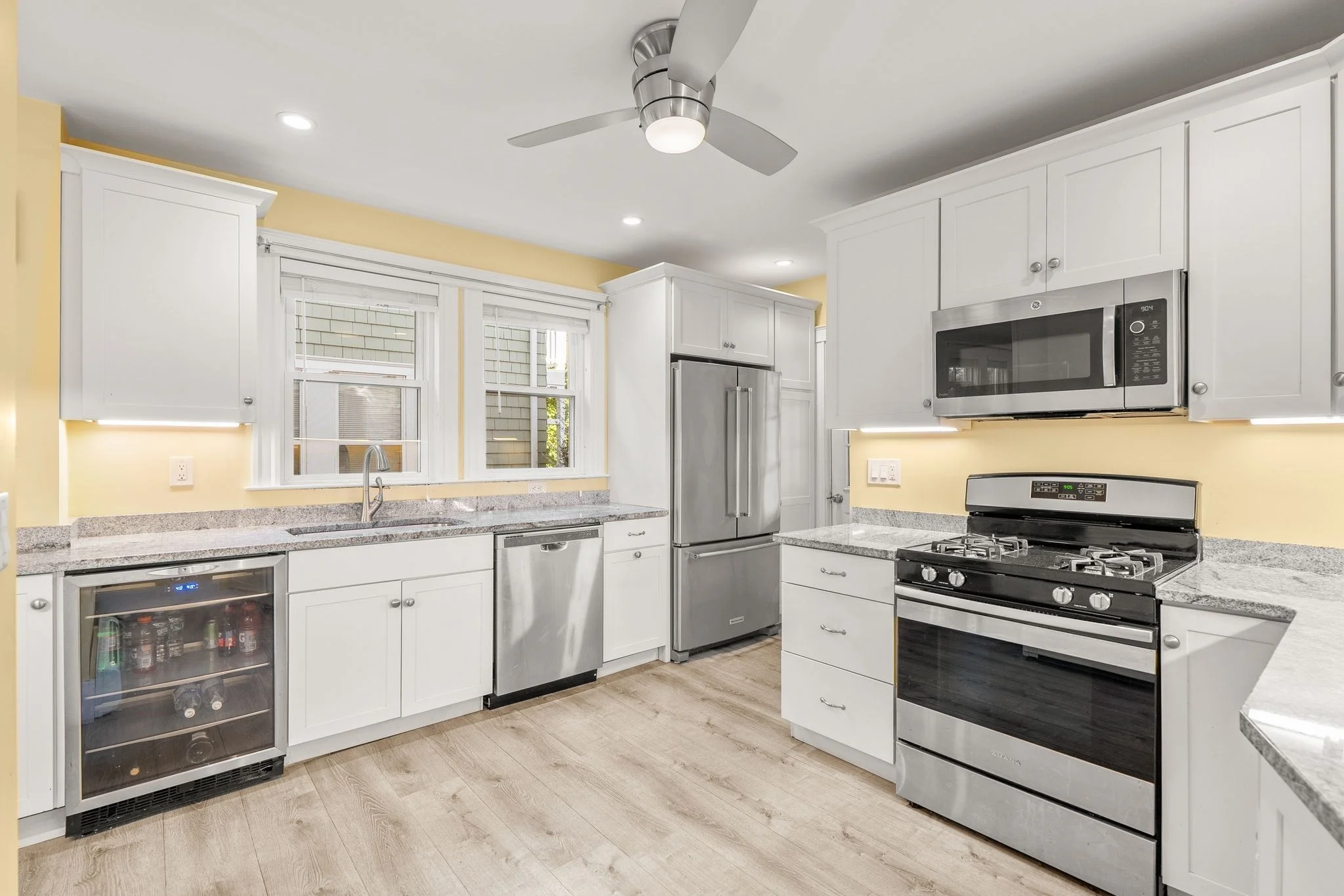 2 bed, 1 bath apartment for rent at 14 Marine Rd Unit 1, South Boston — photo 16 of 34