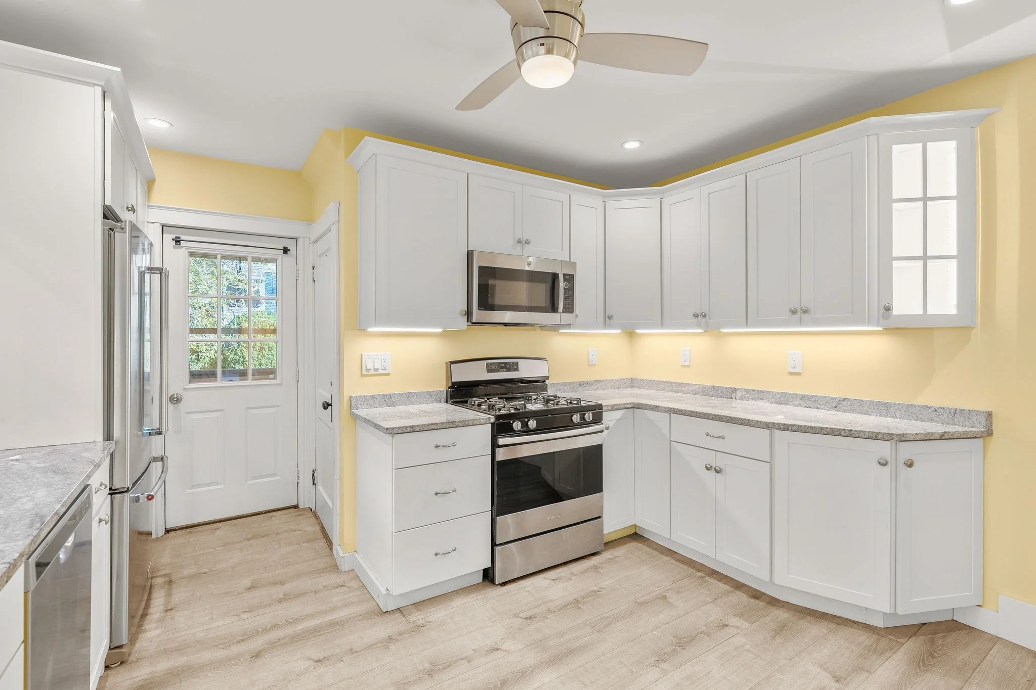 2 bed, 1 bath apartment for rent at 14 Marine Rd Unit 1, South Boston — photo 19 of 34