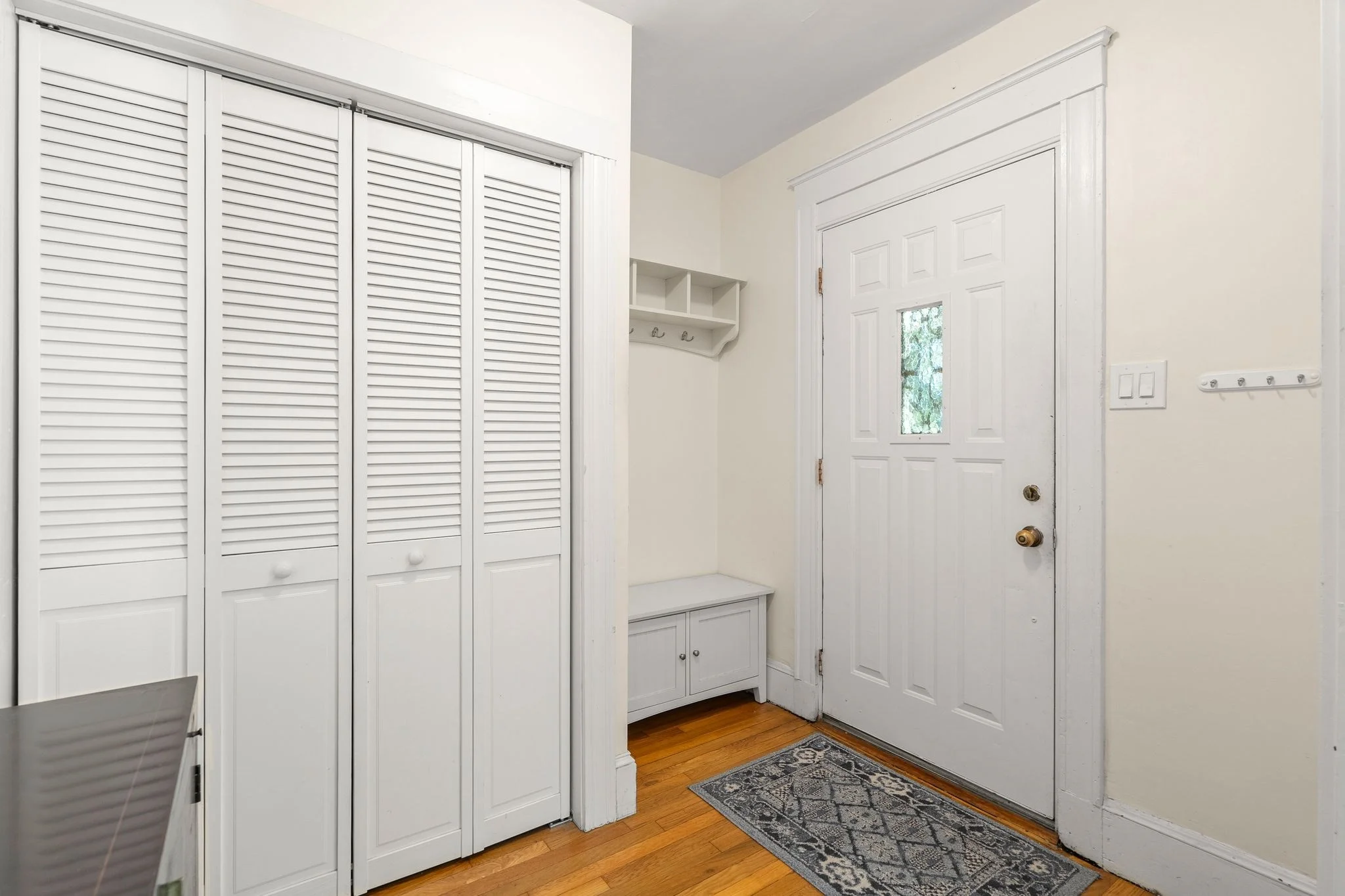 2 bed, 1 bath apartment for rent at 14 Marine Rd Unit 1, South Boston — photo 6 of 34