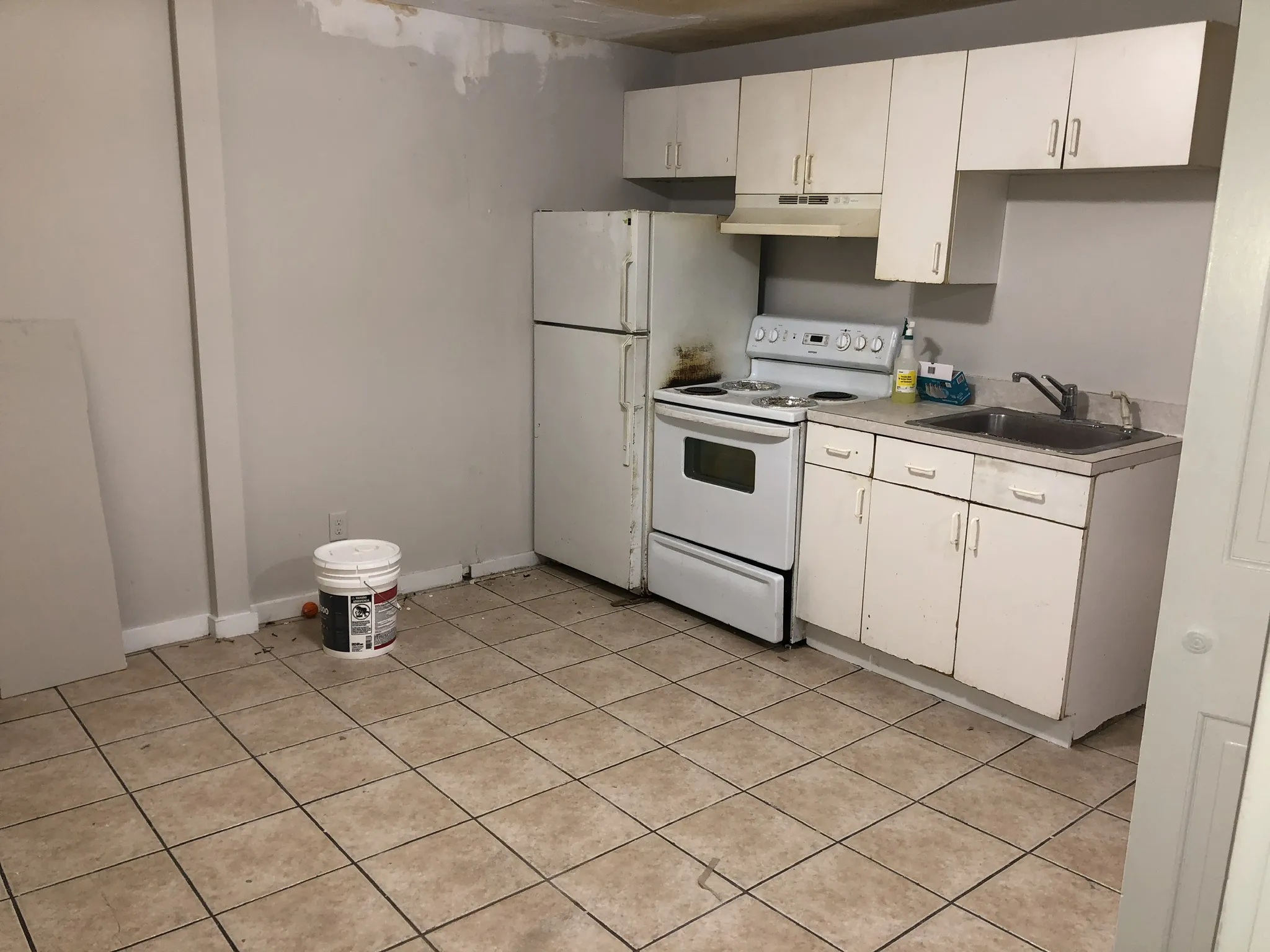 2 bed, 1 bath apartment for rent at 14 Marion St Unit 1, East Boston