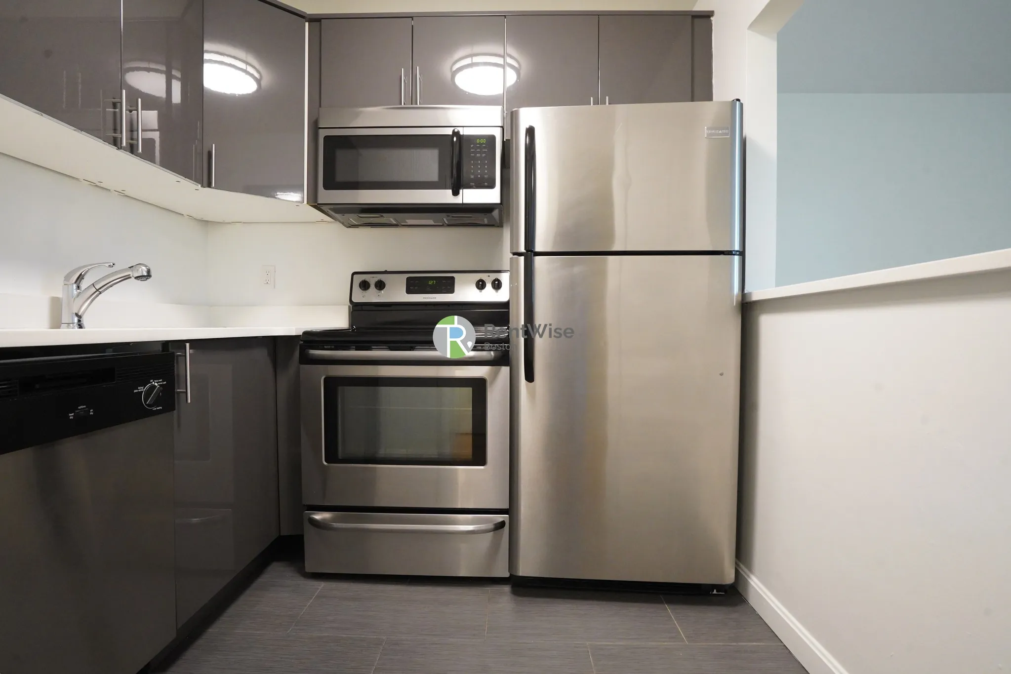 2 bed, 1 bath apartment for rent at 14 Marion St Unit 24, Coolidge Corner — photo 9 of 26