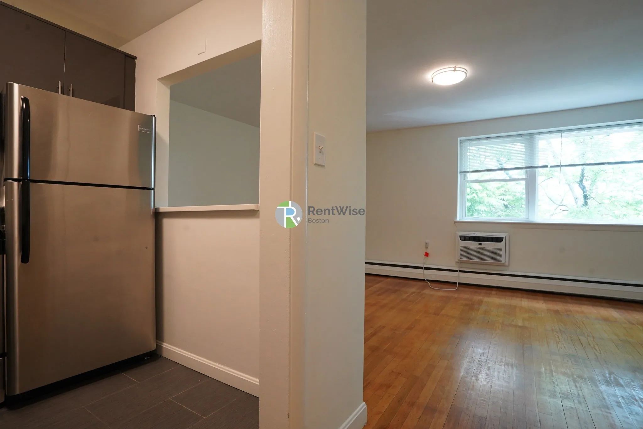2 bed, 1 bath apartment for rent at 14 Marion St Unit 24, Coolidge Corner — photo 2 of 26