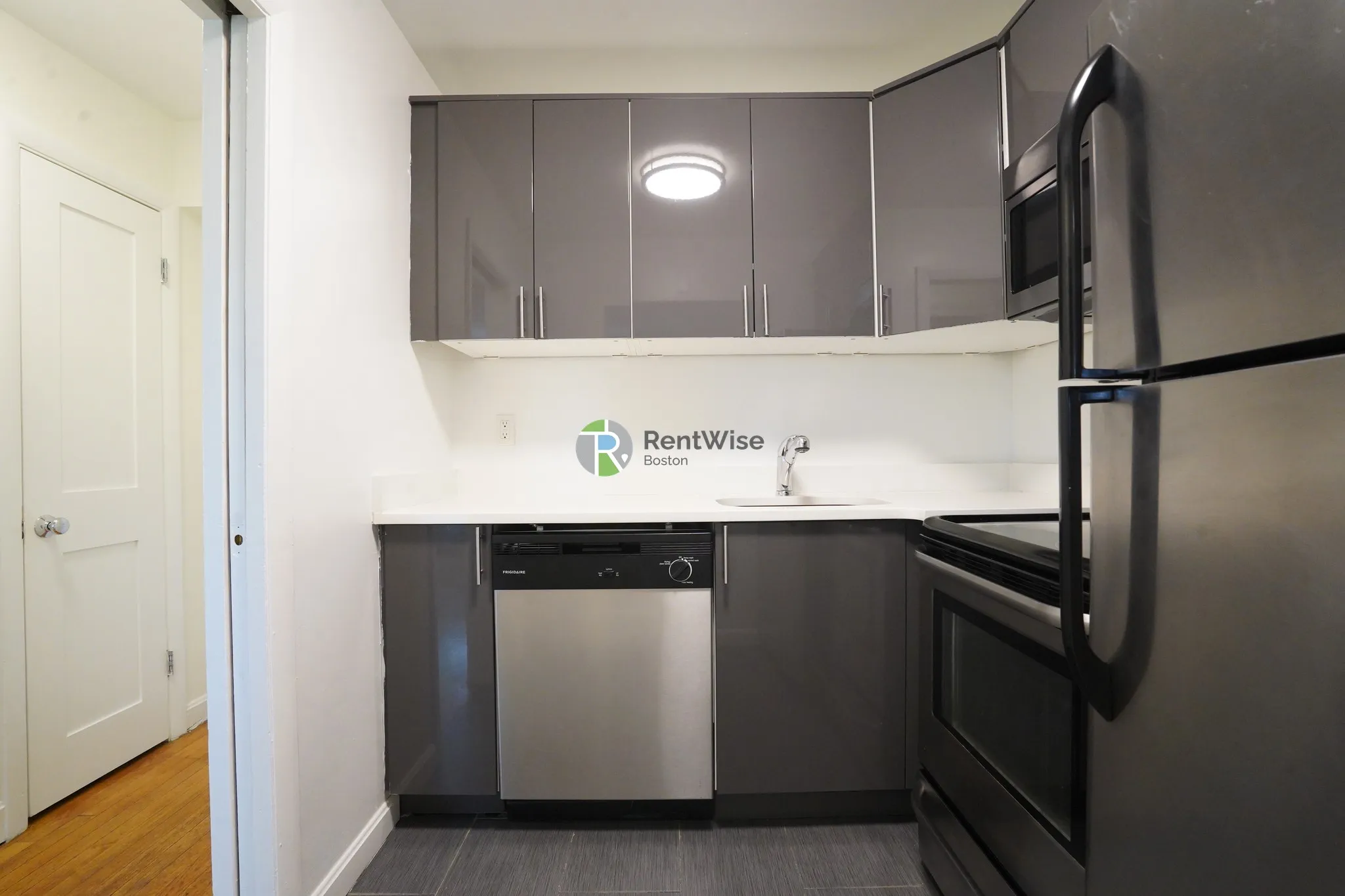 2 bed, 1 bath apartment for rent at 14 Marion St Unit 24, Coolidge Corner — photo 11 of 26