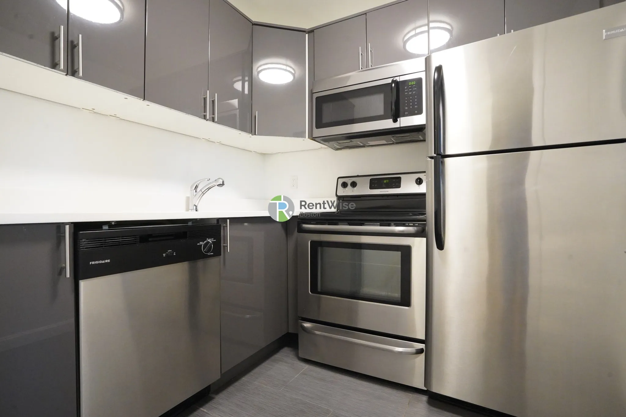 2 bed, 1 bath apartment for rent at 14 Marion St Unit 24, Coolidge Corner — photo 10 of 26