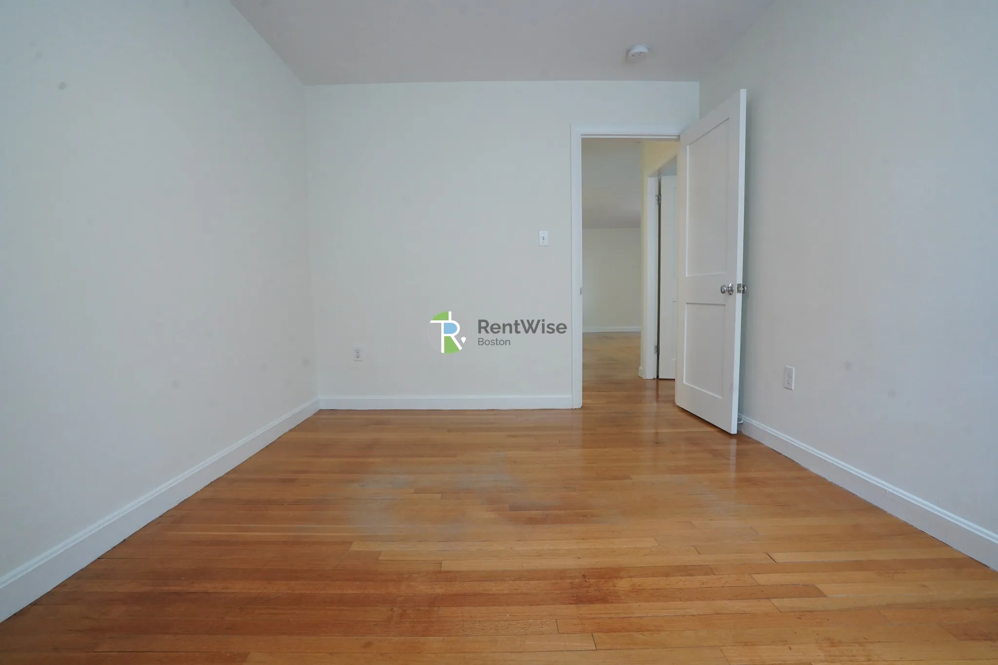 1 bed, 1 bath apartment for rent at 14 Marion St Unit 3, Coolidge Corner — photo 30 of 37