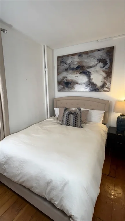 1 bed, 1 bath apartment for rent at 14 Marlborough St , Unit 601, Back Bay — photo 4 of 6