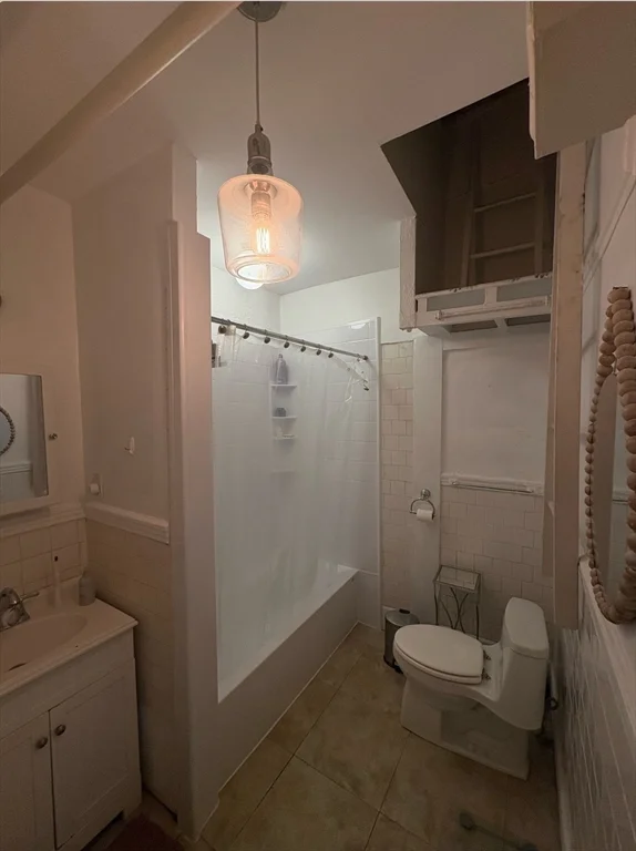 1 bed, 1 bath apartment for rent at 14 Marlborough St , Unit 601, Back Bay — photo 5 of 6