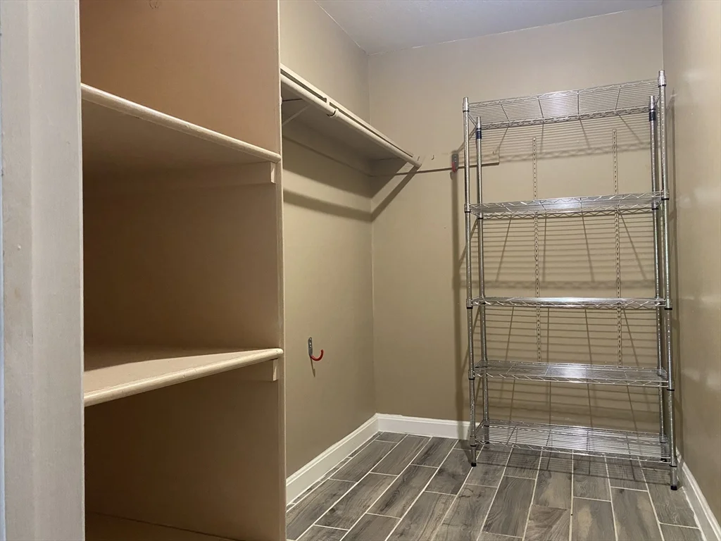 1 bed, 1 bath apartment for rent at 14 Mayberry Dr Unit 10 C, Westborough — photo 4 of 11