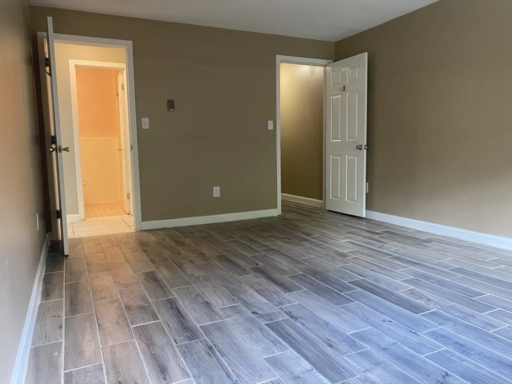 1 bed, 1 bath apartment for rent at 14 Mayberry Dr Unit 10 C, Westborough — photo 2 of 11