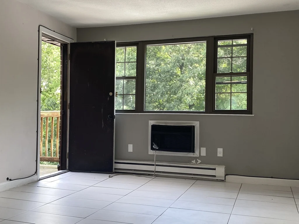 1 bed, 1 bath apartment for rent at 14 Mayberry Dr Unit 10 C, Westborough — photo 8 of 11