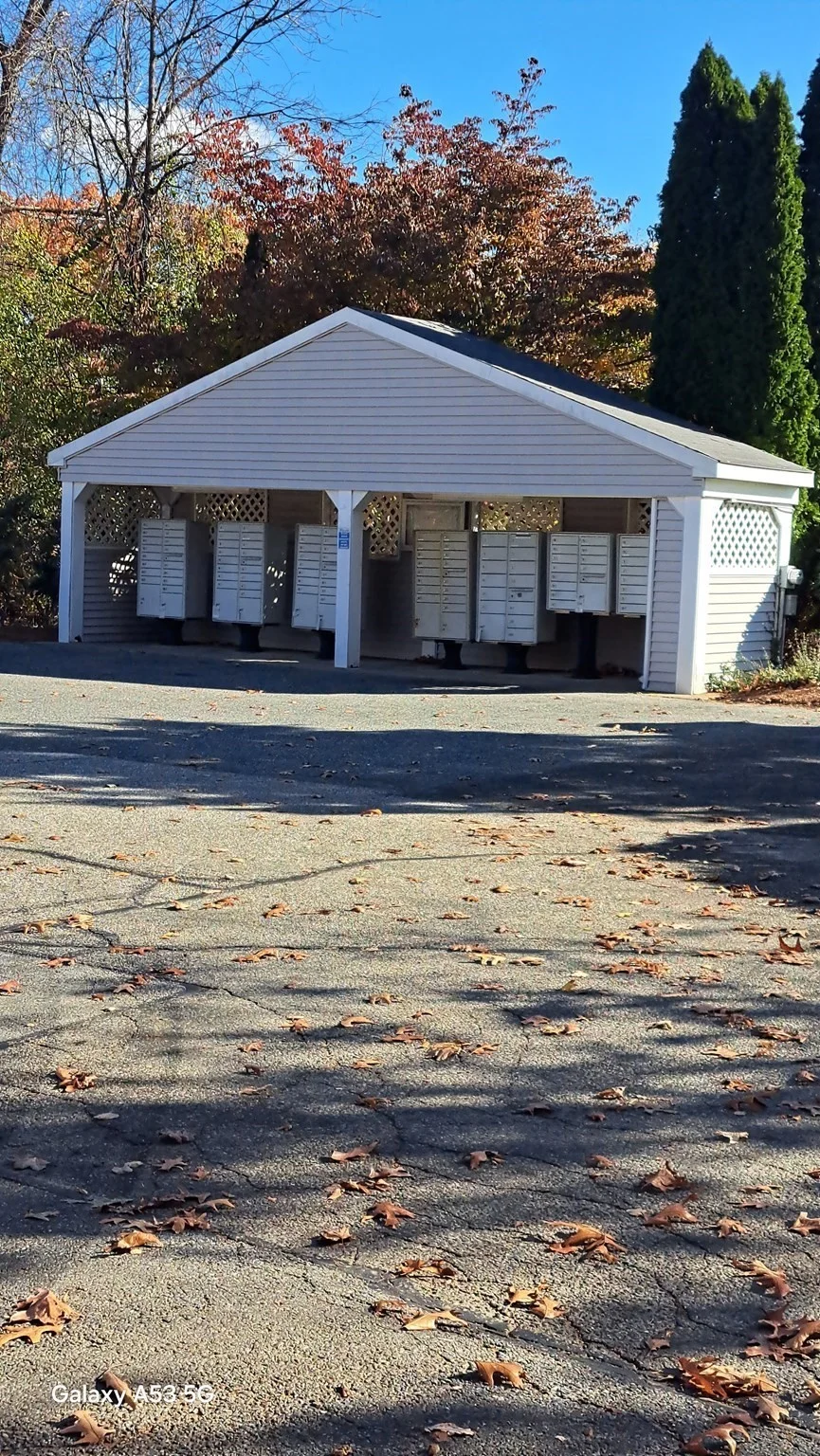 2 bed, 1 bath apartment for rent at 14 Meetinghouse Ln Unit 0, West Millbury — photo 4 of 30
