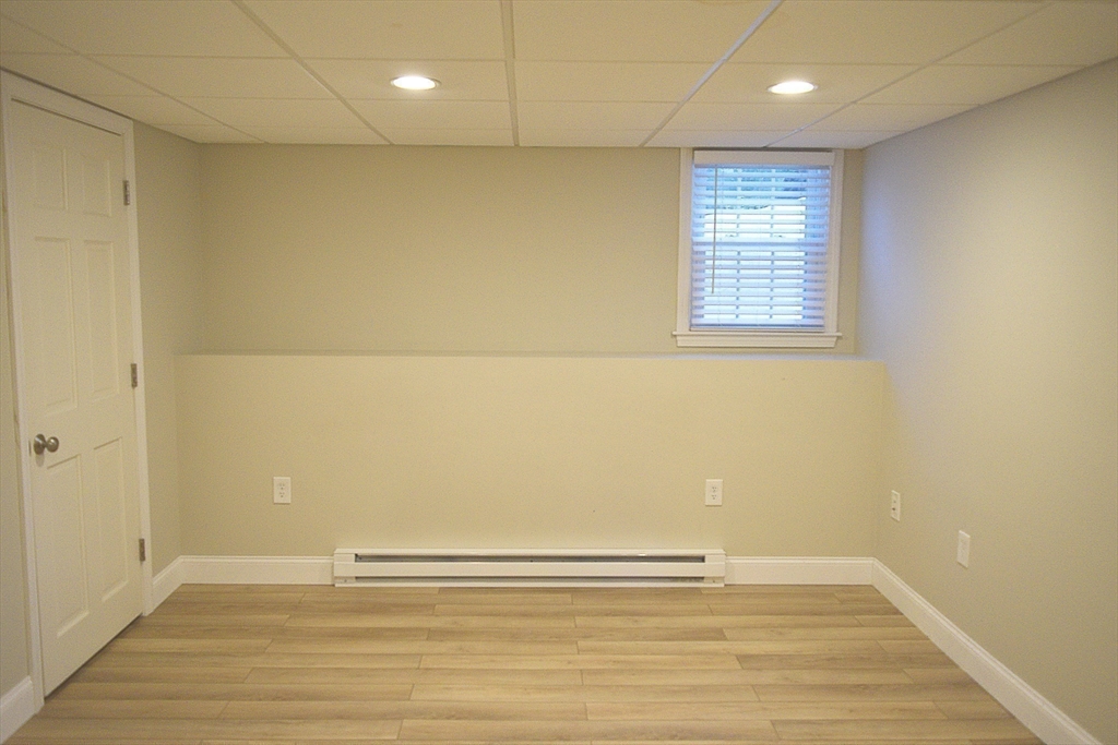 2 bed, 1 bath apartment for rent at 14 Meetinghouse Ln Unit 14, Millbury — photo 30 of 40