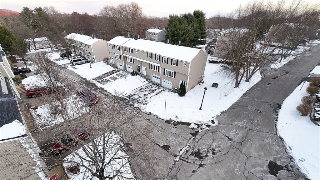 2 bed, 1 bath apartment for rent at 14 Meetinghouse Ln Unit 14, Millbury — photo 5 of 40