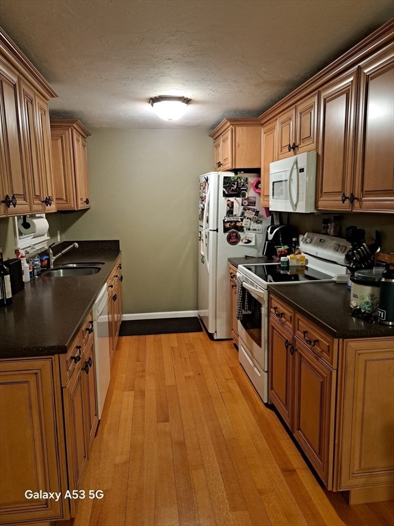 2 bed, 1 bath apartment for rent at 14 Meetinghouse Ln Unit 14, Millbury — photo 18 of 40