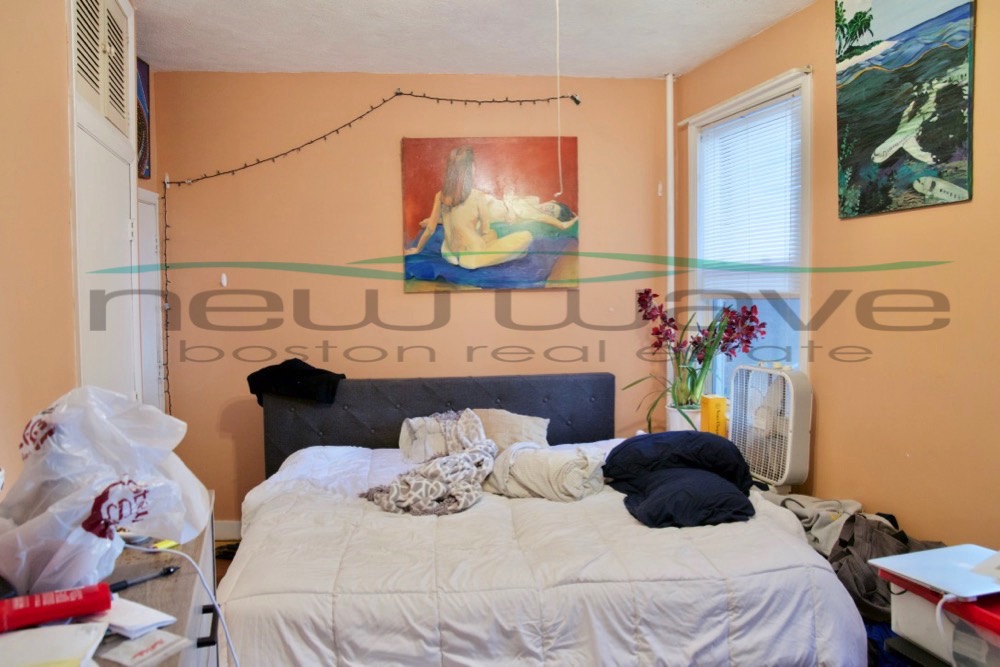 2 bed, 1 bath apartment for rent at 14 Melrose St Unit 1, Back Bay — photo 2 of 9