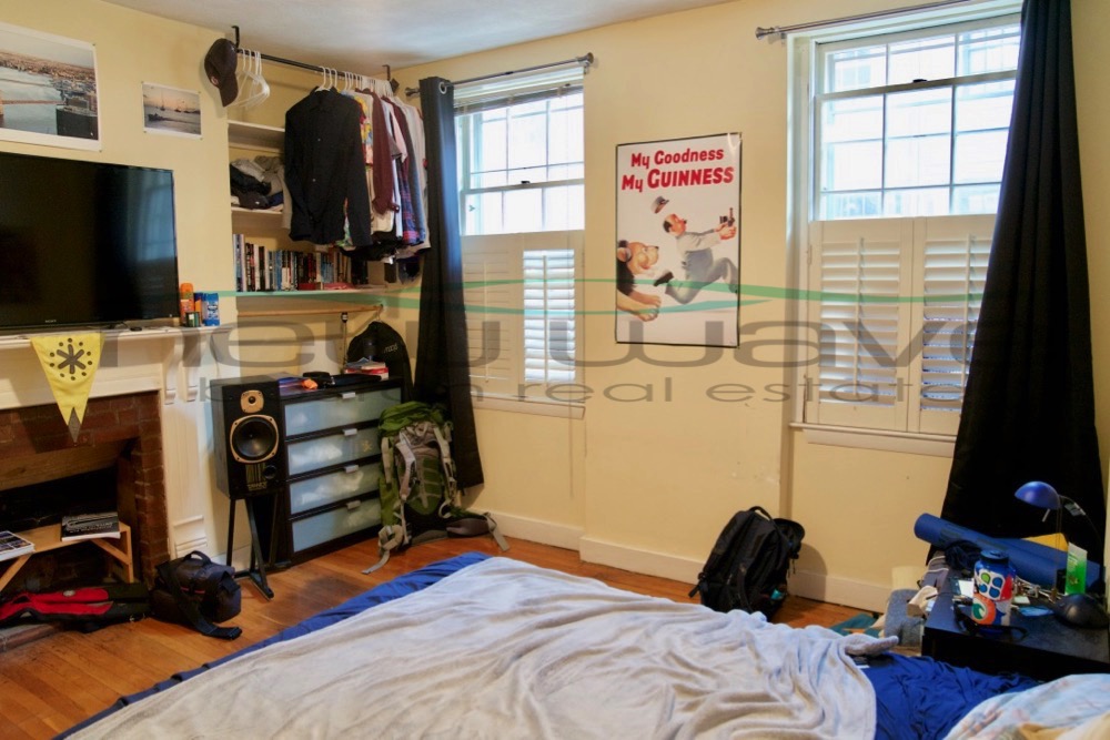 2 bed, 1 bath apartment for rent at 14 Melrose St Unit 1, Back Bay — photo 5 of 9