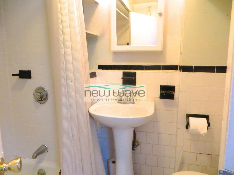 2 bed, 1 bath apartment for rent at 14 Melrose St Unit 3, Back Bay — photo 8 of 15