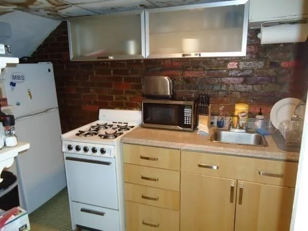 1 bed, 1 bath apartment for rent at 14 Melrose St Unit B, Back Bay — photo 4 of 5