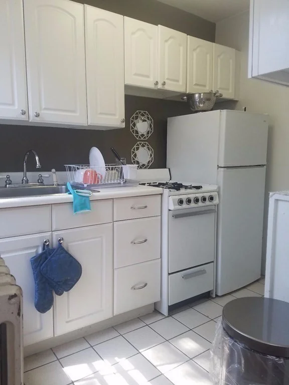 2 bed, 1 bath apartment for rent at 14 Melrose Unit 2, Bay Village — photo 4 of 5