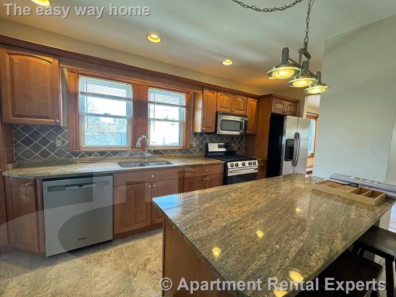 2 bed, 1 bath apartment for rent at 14 Melville Rd Unit 2, Ten Hills — photo 4 of 22