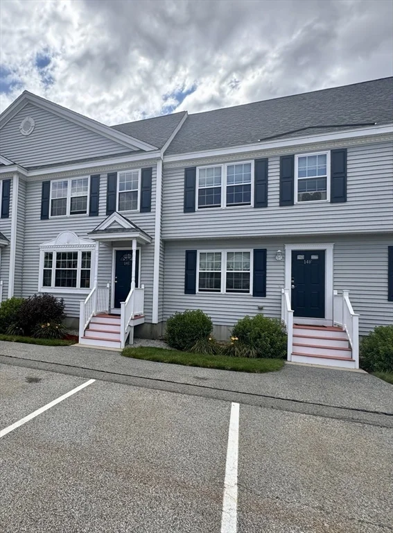 2 bed, 1 bath apartment for rent at 14 Merrimac Way Unit E, Tyngsborough — photo 2 of 35