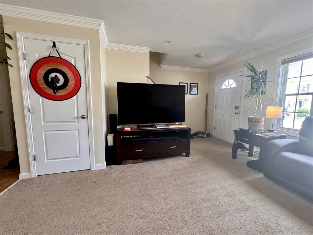 2 bed, 1 bath apartment for rent at 14 Merrimac Way Unit E, Tyngsborough — photo 9 of 35