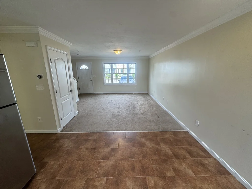 2 bed, 1 bath apartment for rent at 14 Merrimac Way Unit E, Tyngsborough — photo 25 of 35