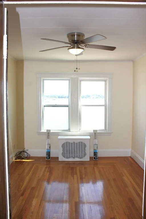3 bed, 1 bath apartment for rent at 14 Messervy Unit 2, Salem — photo 4 of 14