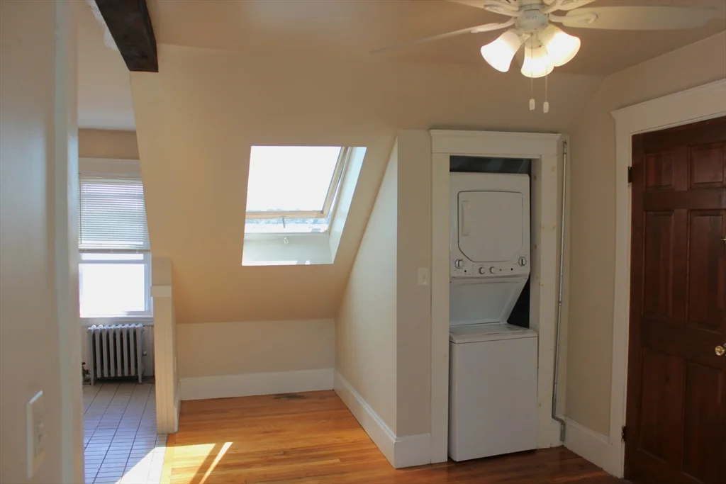3 bed, 1 bath apartment for rent at 14 Messervy Unit 3, Salem — photo 9 of 9