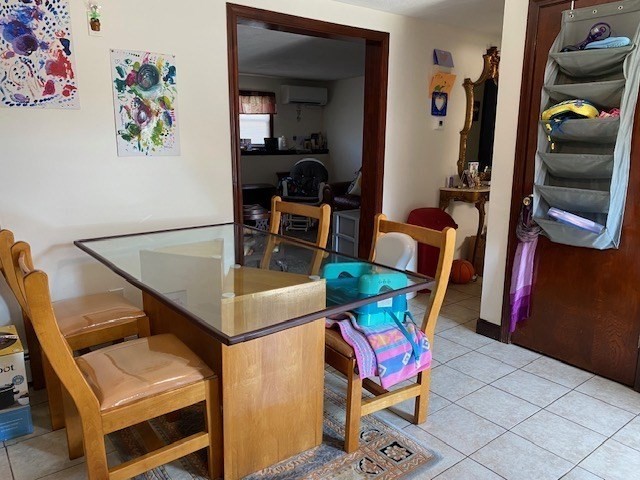 2 bed, 1 bath apartment for rent at 14 Michael Rd Unit B2, Revere — photo 3 of 9
