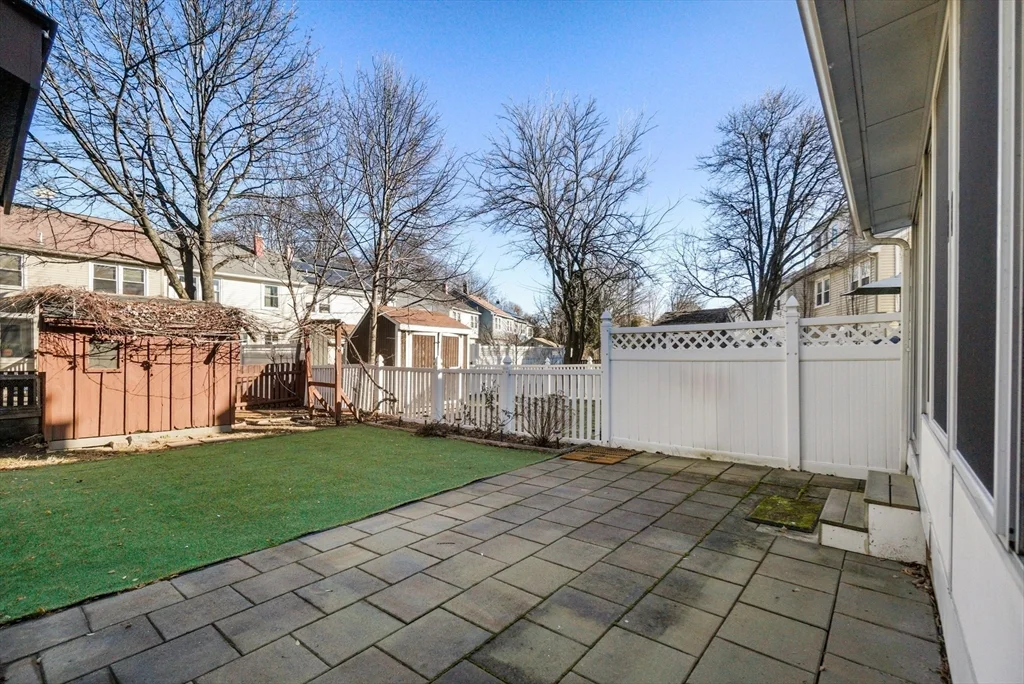 3 bed, 2 bath apartment for rent at 14 Michael Way Unit 14, Wellington-Harrington — photo 17 of 18