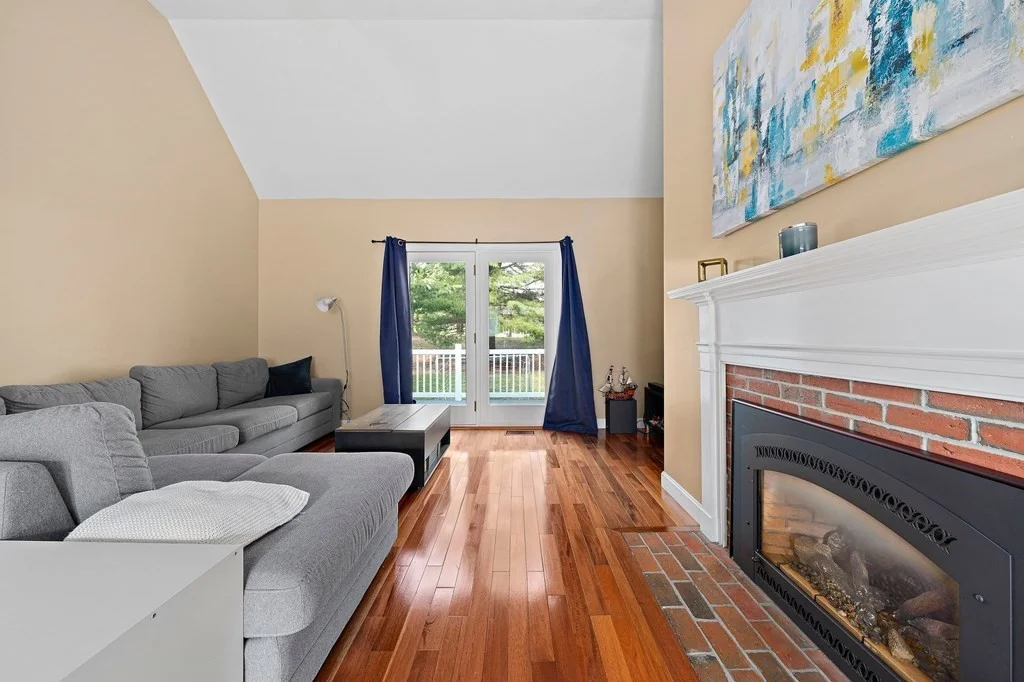 3 bed, 2 bath apartment for rent at 14 Mitchell Grant Way Unit 14, Bedford — photo 9 of 28