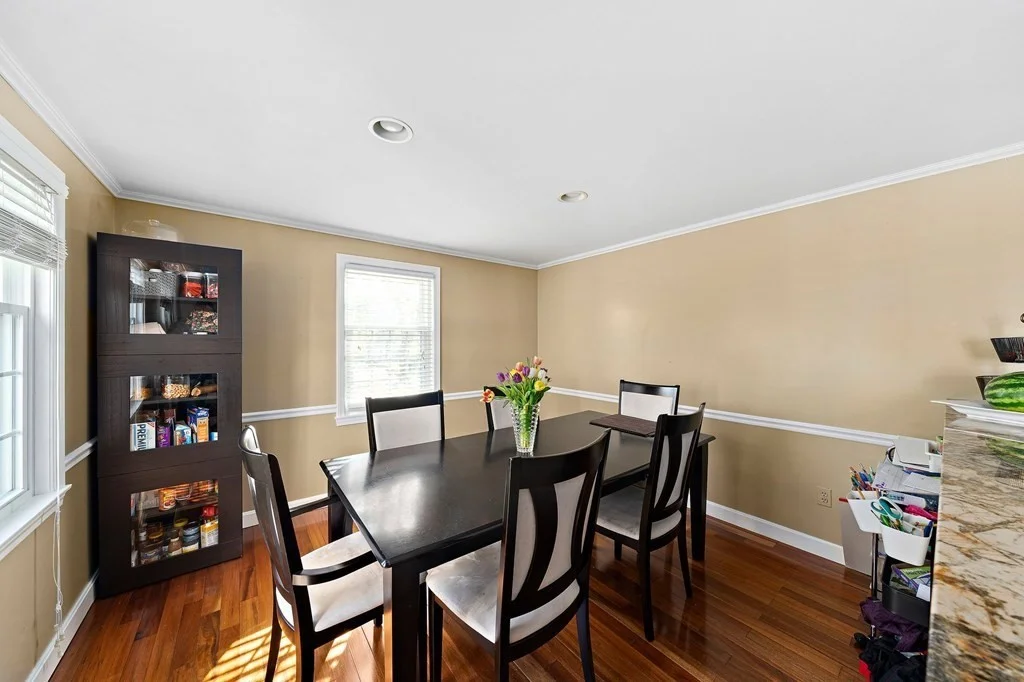 3 bed, 2 bath apartment for rent at 14 Mitchell Grant Way Unit 14, Bedford — photo 6 of 28