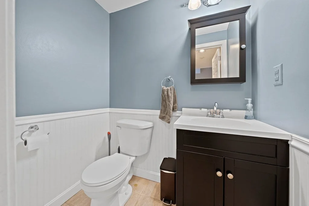 3 bed, 2 bath apartment for rent at 14 Mitchell Grant Way Unit 14, Bedford — photo 13 of 28