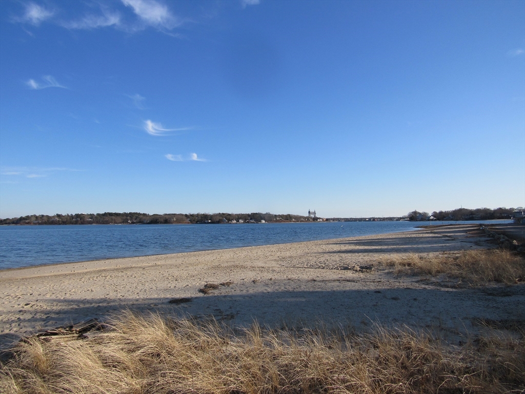 1 bed, 1 bath apartment for rent at 14 Monack Rd Unit 0, Buzzards Bay — photo 16 of 18