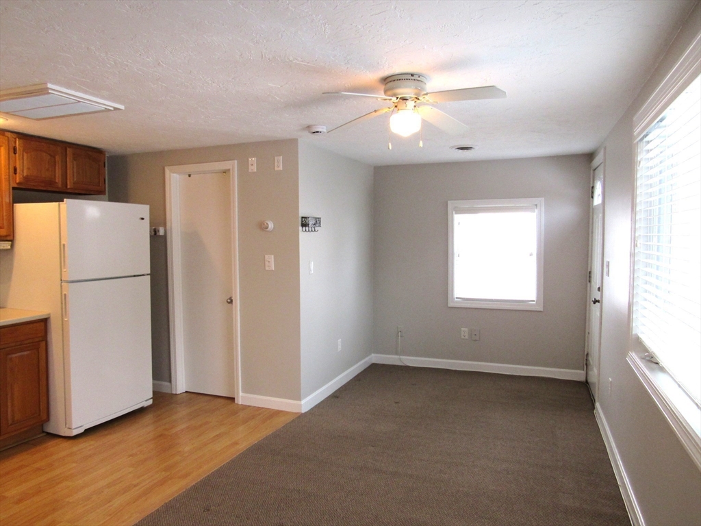 1 bed, 1 bath apartment for rent at 14 Monack Rd Unit 0, Buzzards Bay — photo 7 of 18