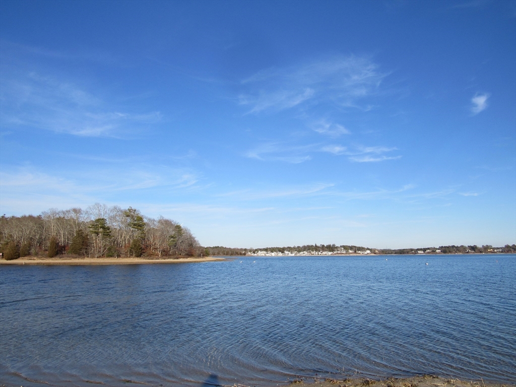 1 bed, 1 bath apartment for rent at 14 Monack Rd Unit 0, Buzzards Bay — photo 18 of 18