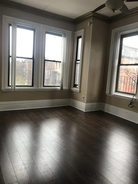 Studio bed, 1 bath apartment for rent at 14 Monument Sq Unit 2-6, Charlestown — photo 4 of 7