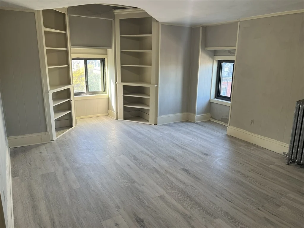 1 bed, 1 bath apartment for rent at 14 Monument Sq Unit 4-11, Charlestown — photo 3 of 6