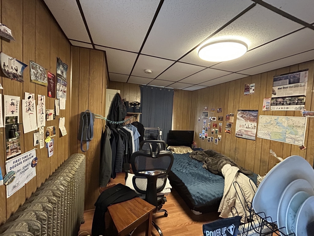 Studio bed, 1 bath apartment for rent at 14 Monument Sq Unit 8, Charlestown — photo 4 of 9