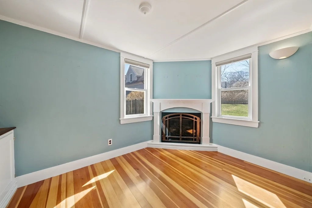 4 bed, 1 bath apartment for rent at 14 Morse Ct, Kettle Cove Village — photo 21 of 31
