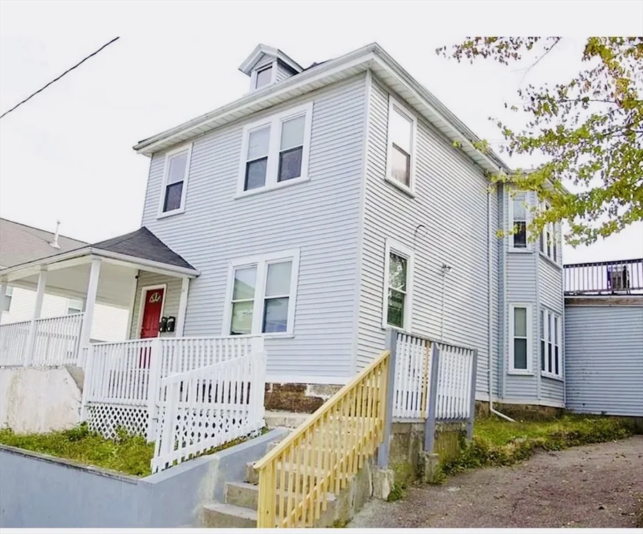 3 bed, 1 bath apartment for rent at 14 Mount Everett St Unit 2, Dorchester — photo 1 of 9